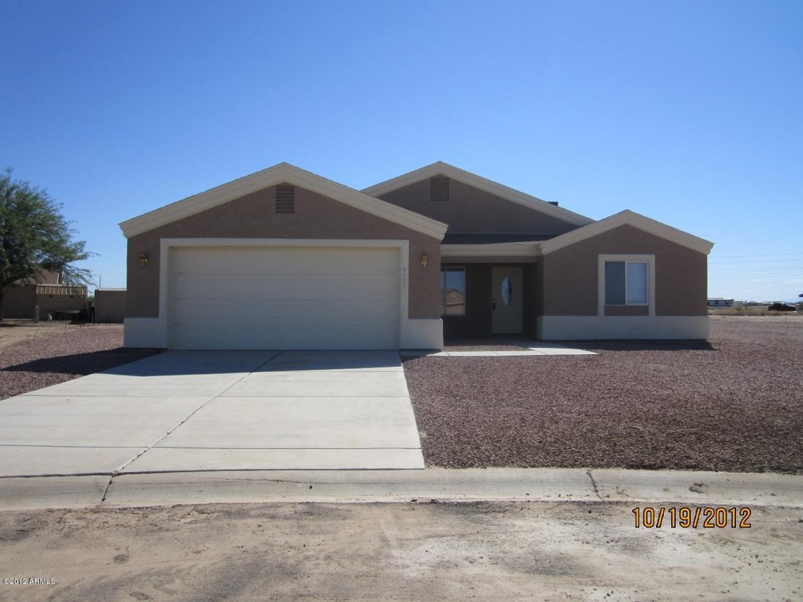9321 W Hillcrest Pl., Arizona City, AZ 85123