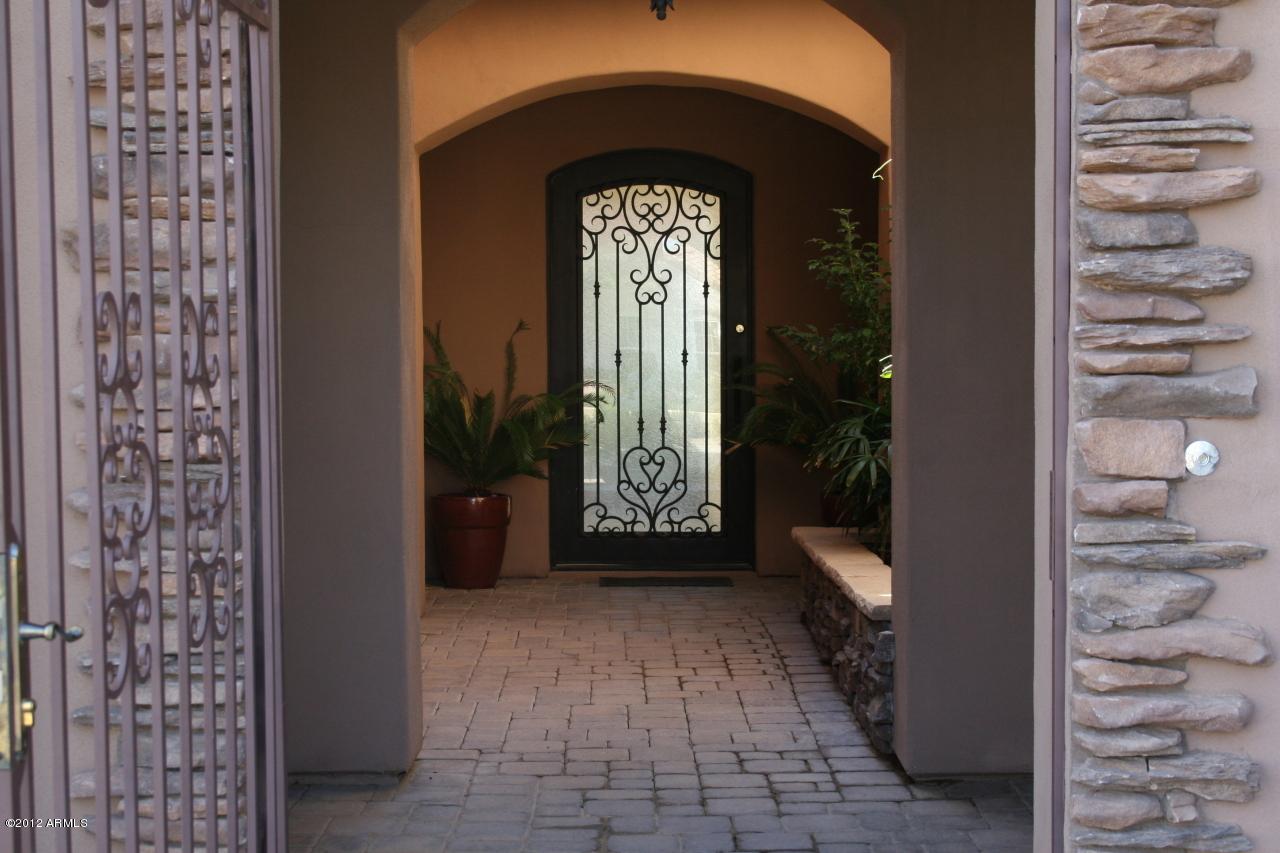 2049 E Hackberry Pl., Chandler, AZ 85286
