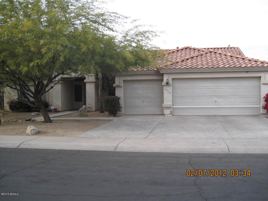 1742 E Park St., Phoenix, AZ 85042