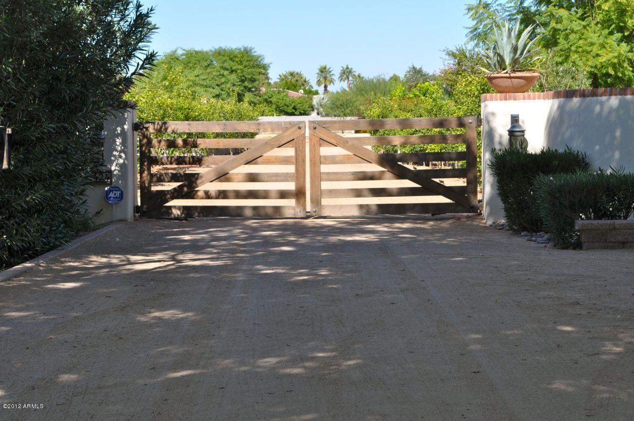 6422 E Exeter Blvd. #2, Scottsdale, AZ 85251