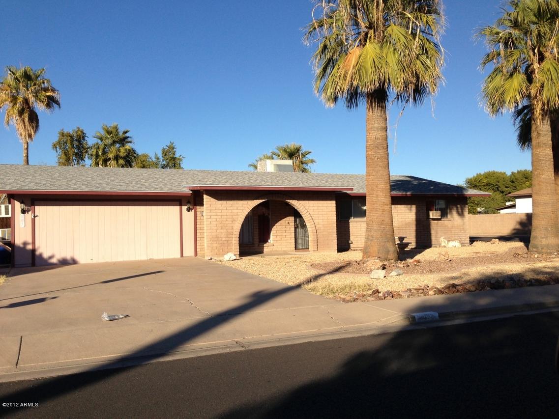 2424 E Fox St., Mesa, AZ 85213
