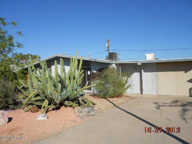 1824 E Don Carlos Ave., Tempe, AZ 85281