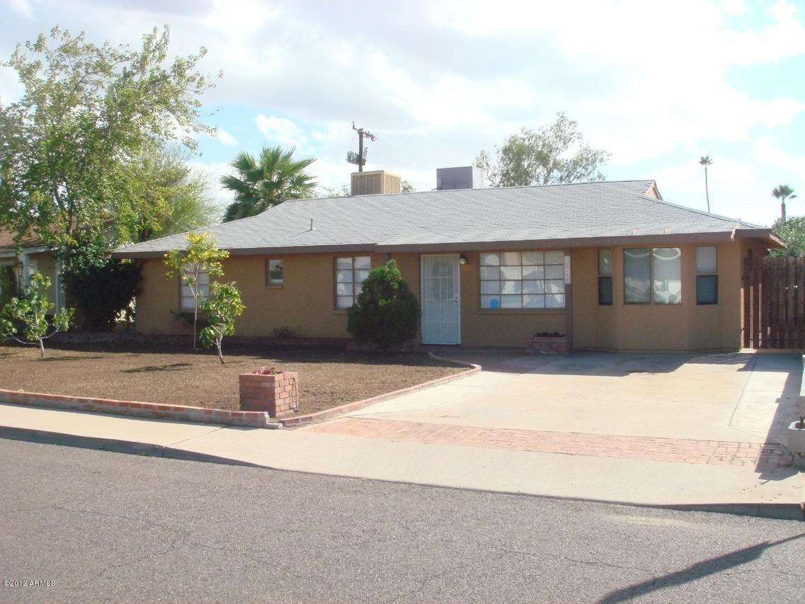 1215 E Winter Dr., Phoenix, AZ 85020