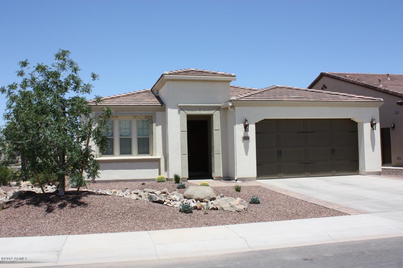 1724 E Sattoo Way, San Tan Valley, AZ 85140