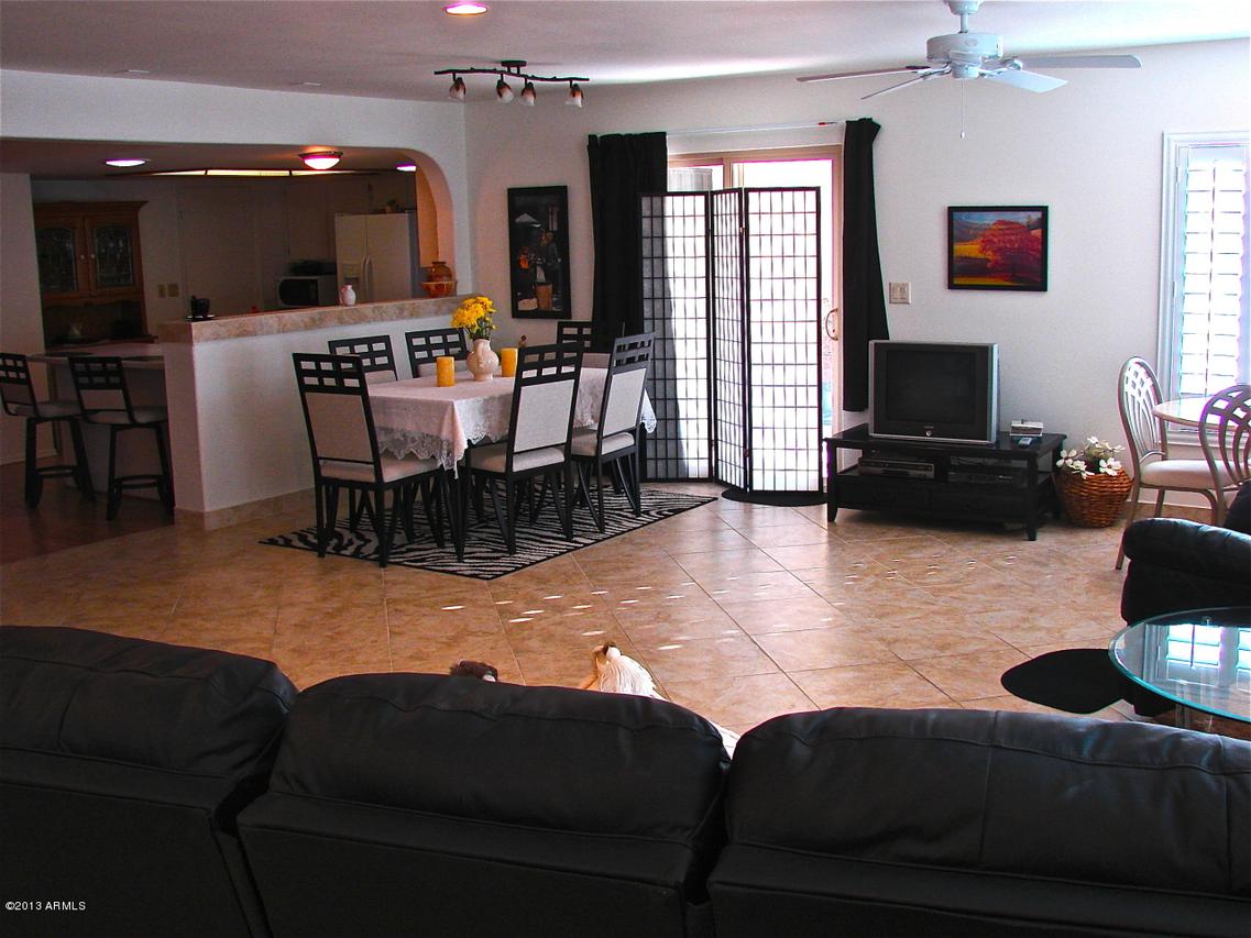 718 S 76th Pl., Mesa, AZ 85208