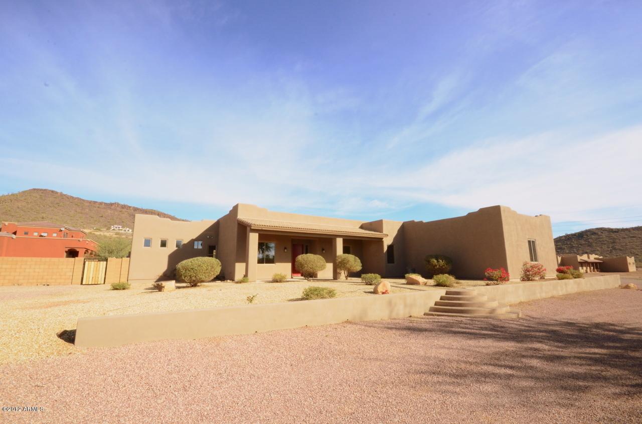 2910 W Here To There Dr., Phoenix, AZ 85086