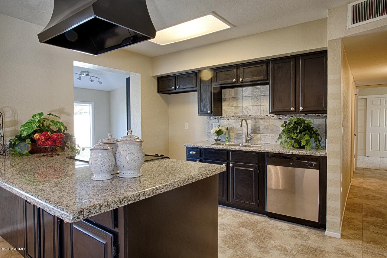 7226 E Roosevelt St., Scottsdale, AZ 85257