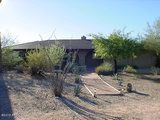 8233 E Culver St., Mesa, AZ 85207