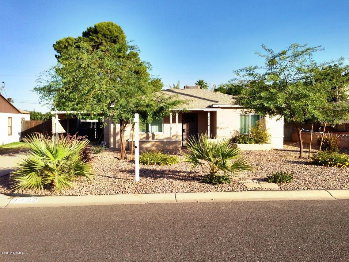 2422 E Cheery Lynn Rd., Phoenix, AZ 85016