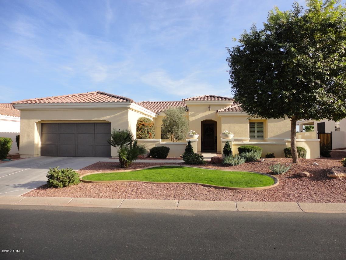 23121 N Hank Raymond Dr., Sun City West, AZ 85375