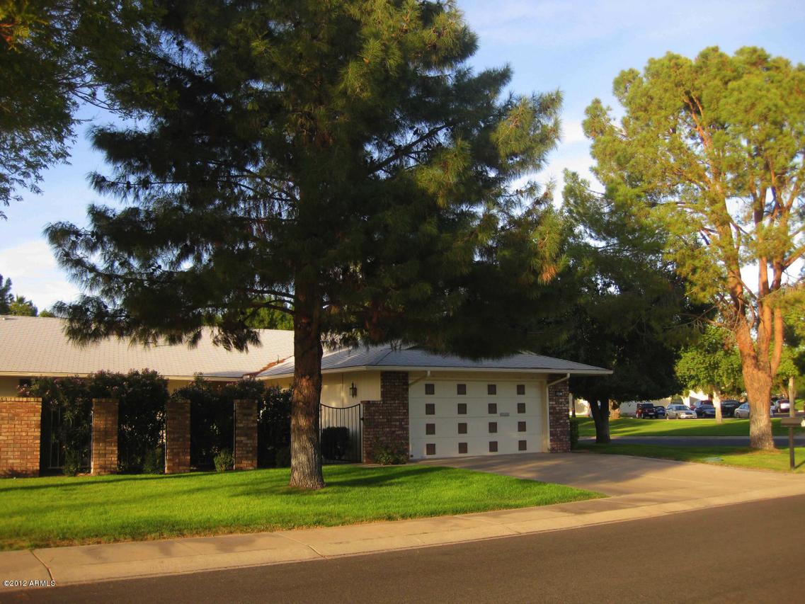 9862 W Highwood Ct., Sun City, AZ 85373