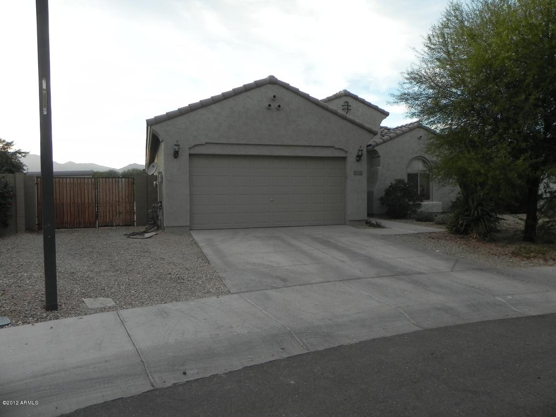 8936 N Dinino Ct., Waddell, AZ 85355