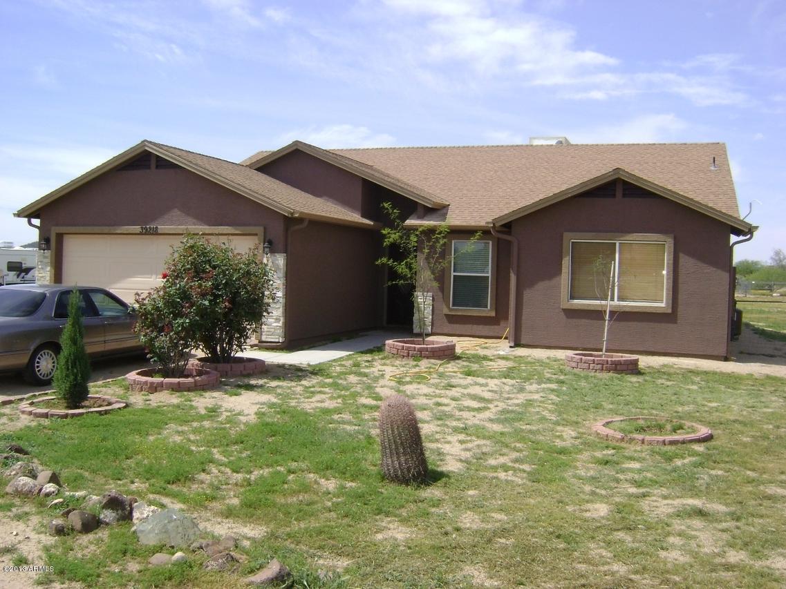 39218 N 17th Ave., Phoenix, AZ 85086