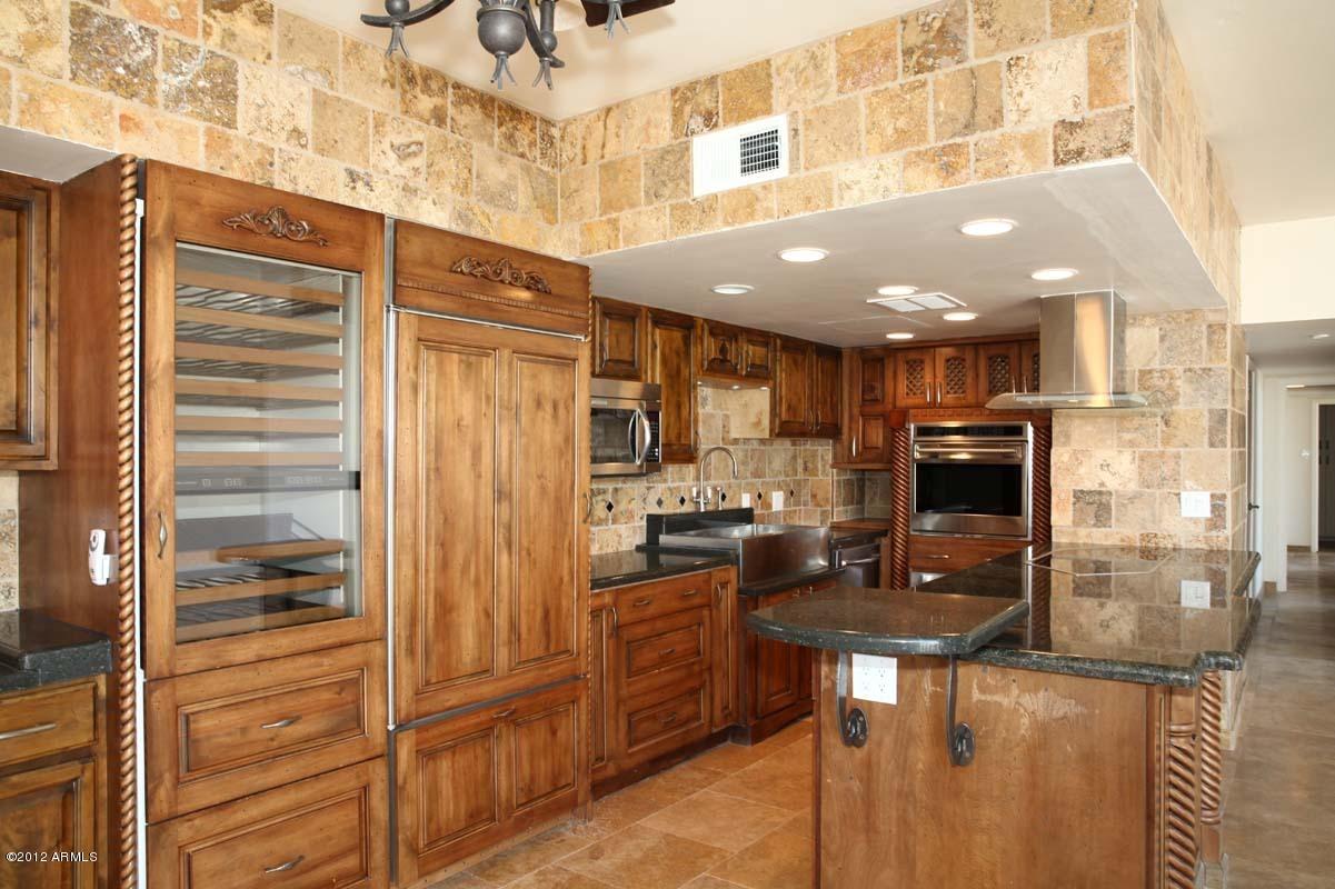 207 W Clarendon Ave. #21F, Phoenix, AZ 85013