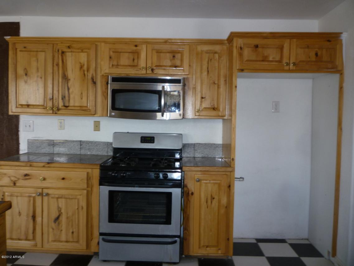 17850 E Roper Way, Dewey, AZ 86327