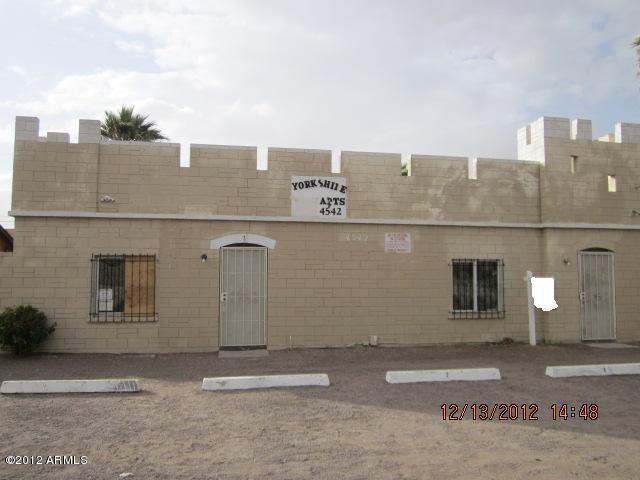 4542 N Black Canyon Hwy., Phoenix, AZ 85017