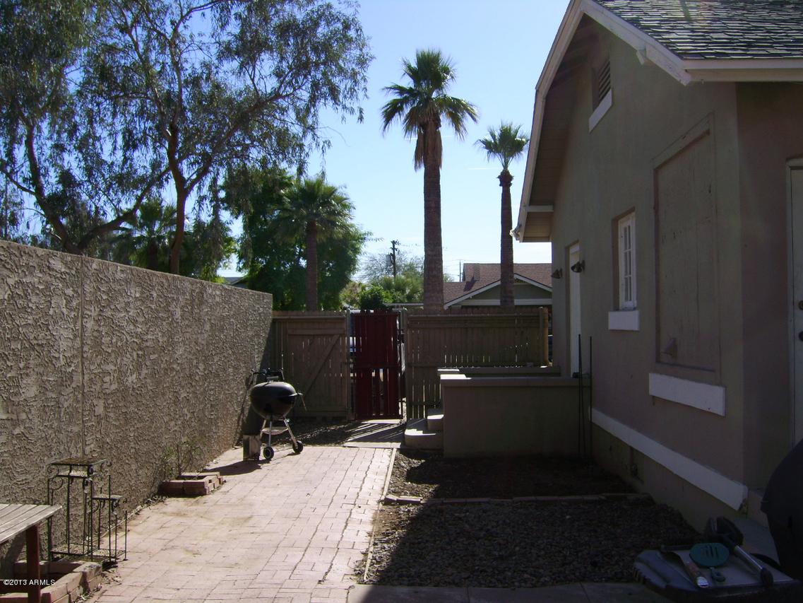 712 W Portland St., Phoenix, AZ 85007