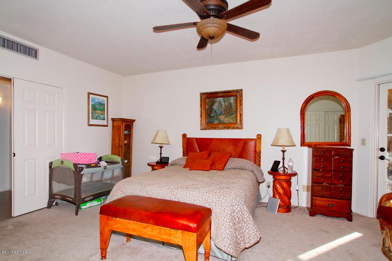 2337 W Gregg Dr., Chandler, AZ 85224