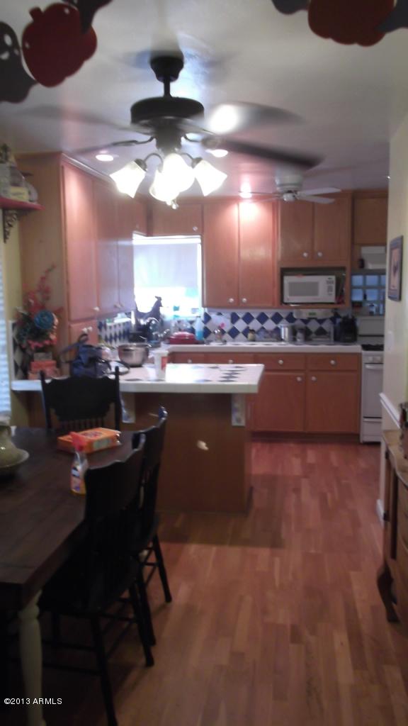 956 E 2nd Ave., Mesa, AZ 85204