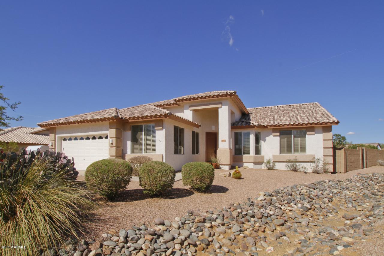 402 E Blue Eagle Ln., Phoenix, AZ 85086