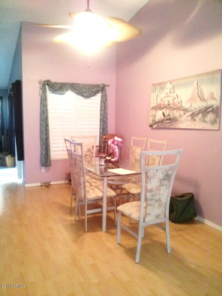 5215 N 78th Dr., Glendale, AZ 85303