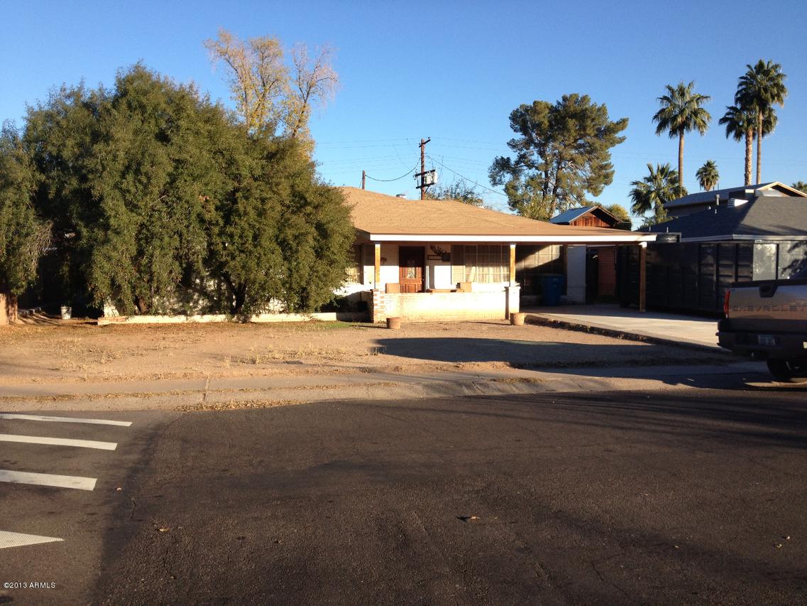 6115 N 17th Ave., Phoenix, AZ 85015