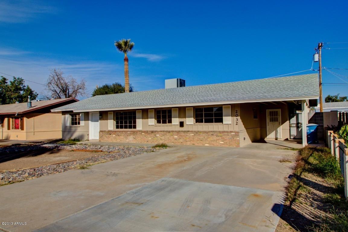 2032 E Monterey Way, Phoenix, AZ 85016