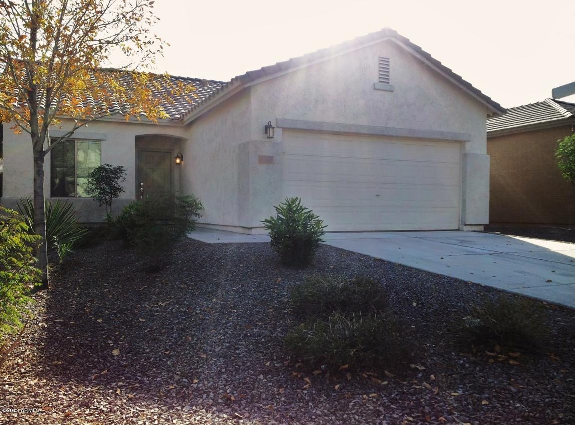 385 E Goldmine Ct., San Tan Valley, AZ 85140