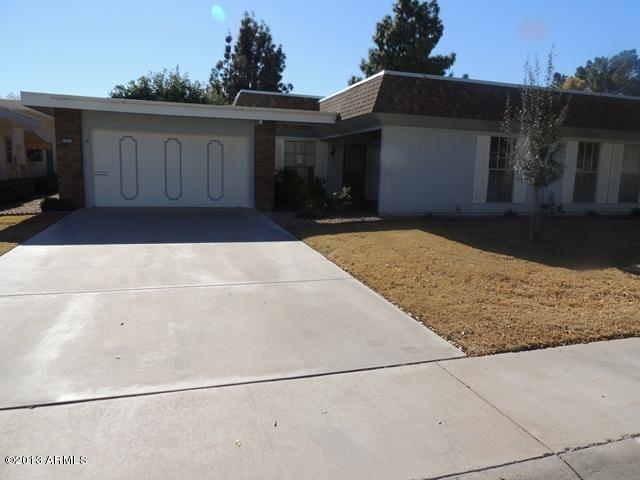 10325 W Manzanita Dr., Sun City, AZ 85373