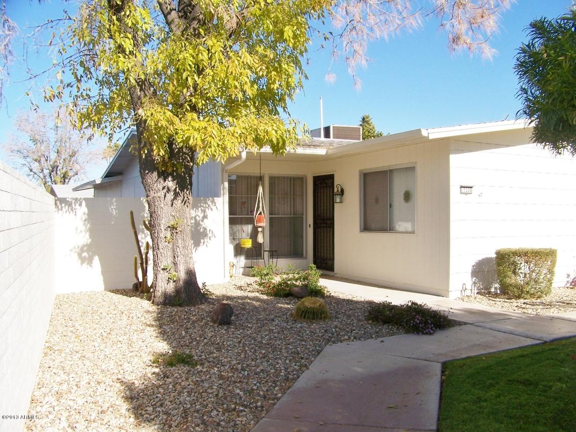 17226 N 105th Ave., Sun City, AZ 85373