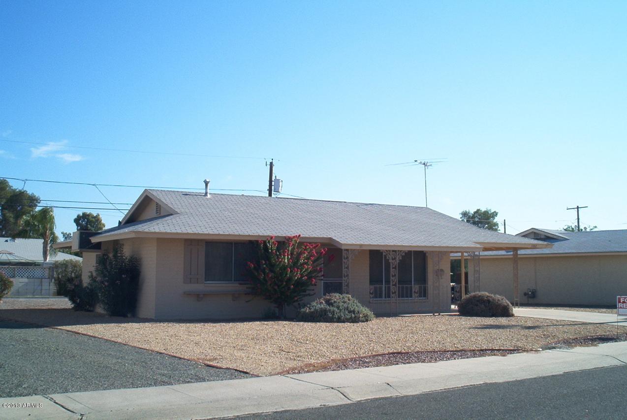 11012 W Canterbury Dr., Sun City, AZ 85351