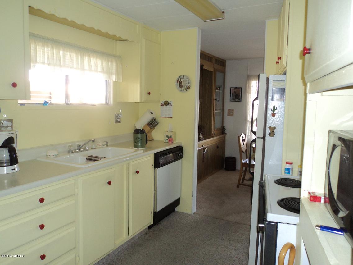 2332 N Demaret Dr., Mesa, AZ 85215