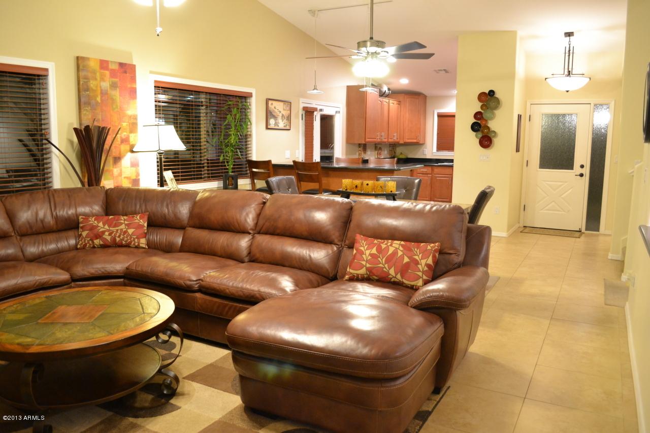 1616 W Mcnair St., Chandler, AZ 85224