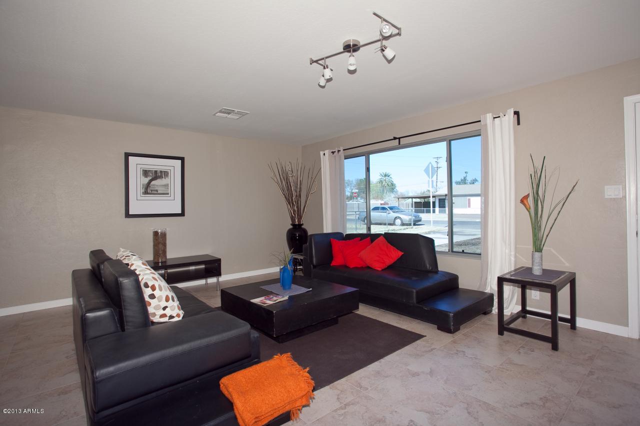 2145 W Hazelwood St., Phoenix, AZ 85015