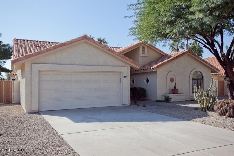 9227 W Behrend Dr., Peoria, AZ 85382