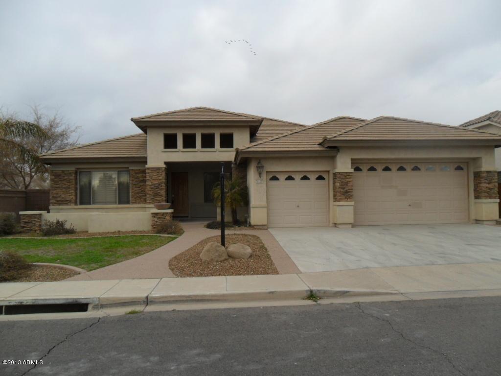1122 E Coconino Dr., Chandler, AZ 85249
