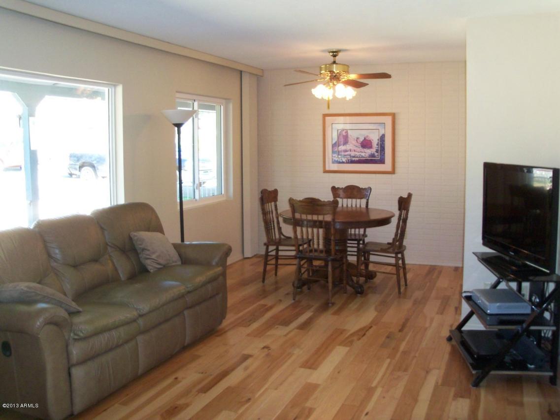 939 E Denton Ln., Phoenix, AZ 85014