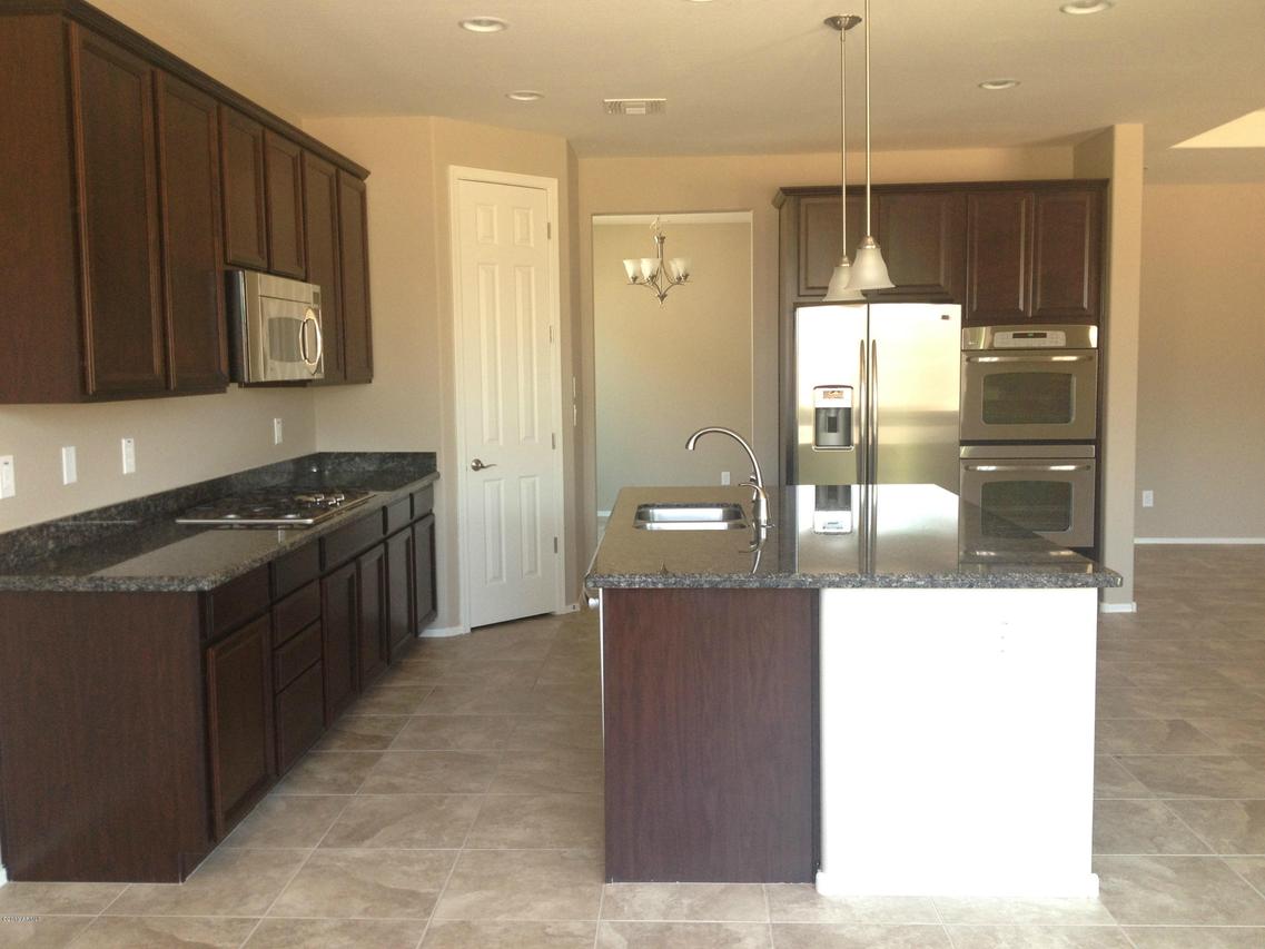 18614 W North Ln., Waddell, AZ 85355