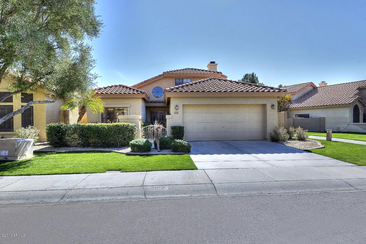 5017 E Tierra Buena Ln., Scottsdale, AZ 85254