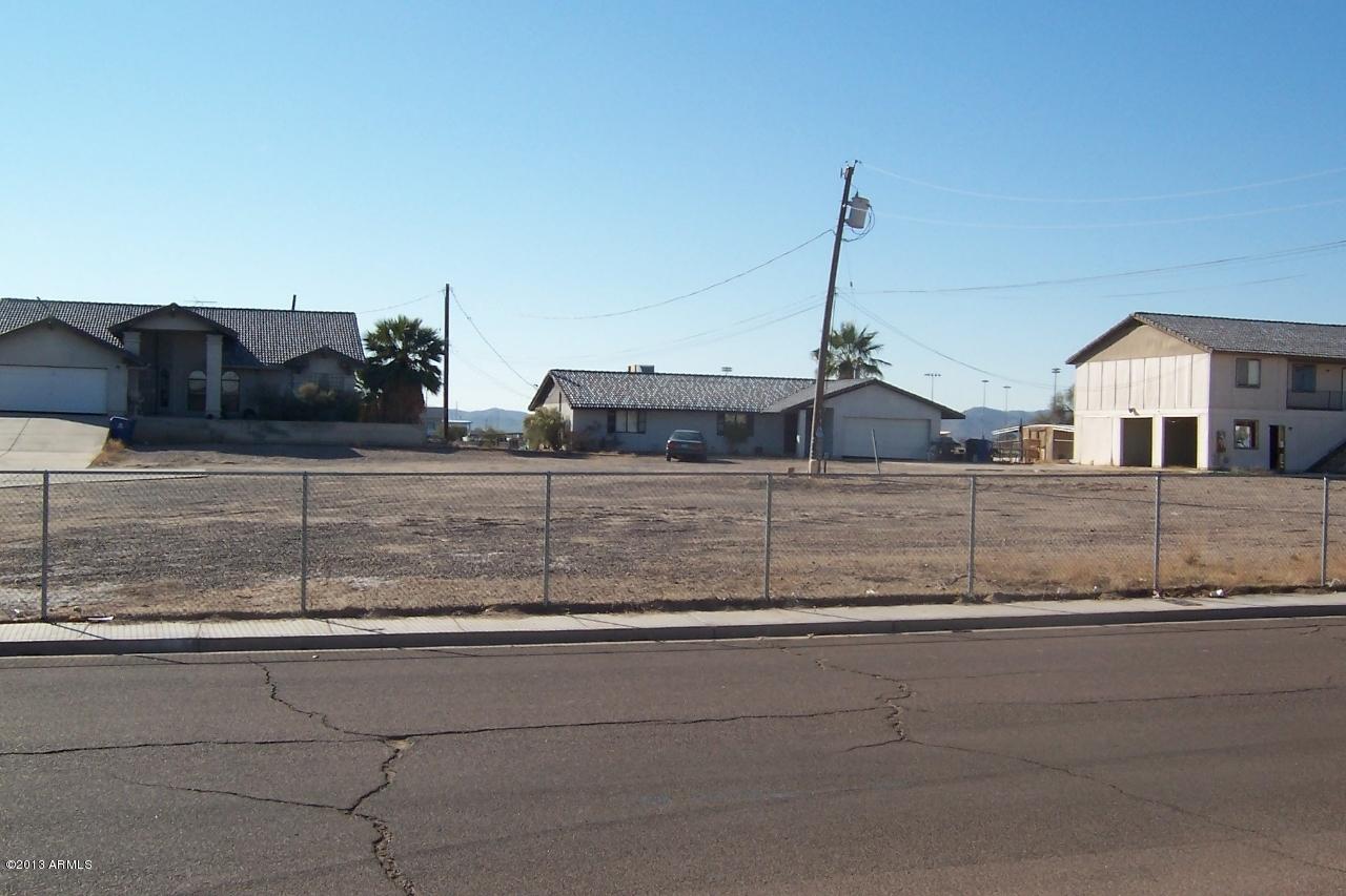 213 E Elm Ln., Avondale, AZ 85323