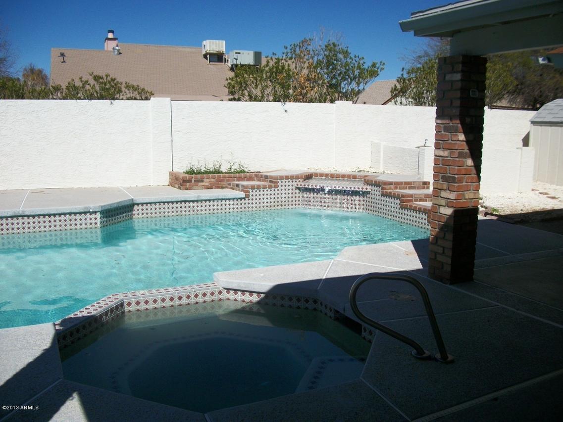 6532 W Sandra Ter., Glendale, AZ 85306