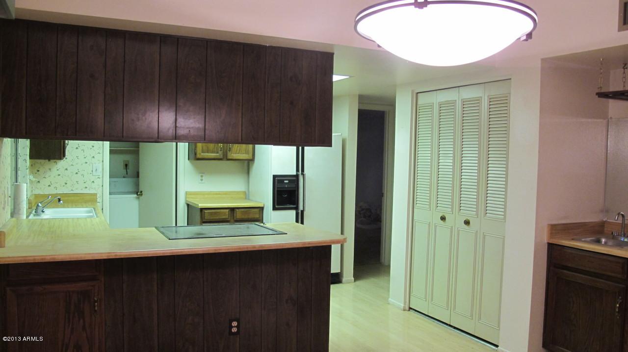 4638 W Continental Dr., Glendale, AZ 85308