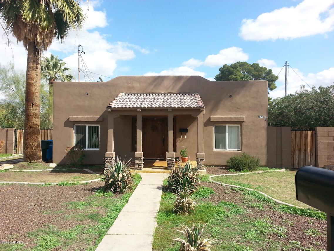 2209 N 25th Pl., Phoenix, AZ 85008