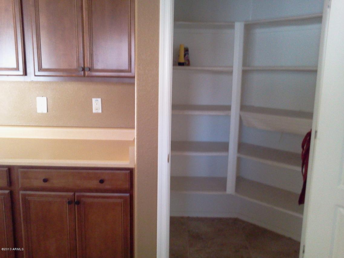 8075 W Beck Ln., Peoria, AZ 85382