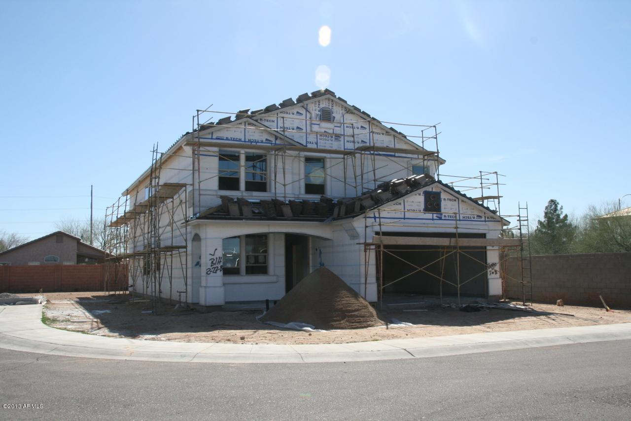 2817 E Sunset Hills Dr., Phoenix, AZ 85050