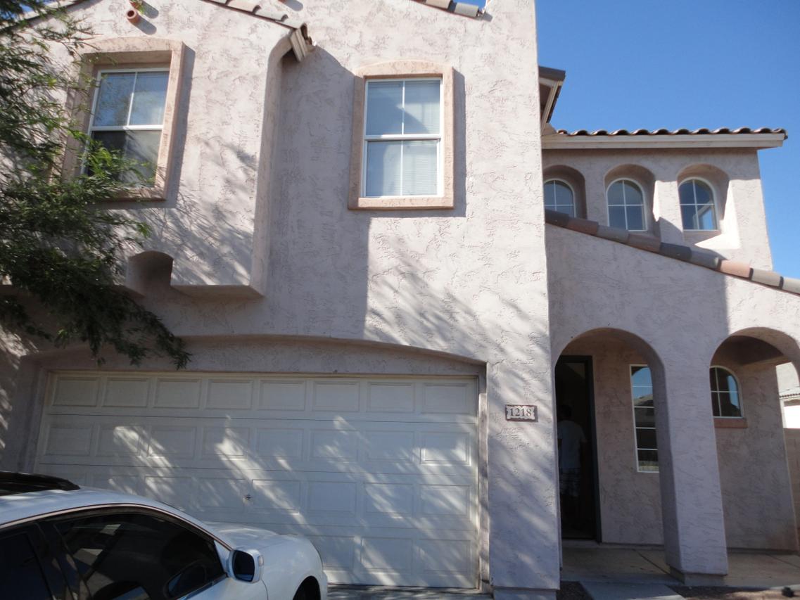 1218 E Grove St., Phoenix, AZ 85040