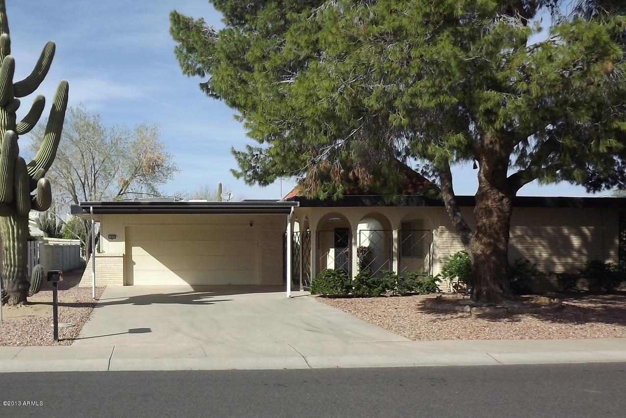 10626 W Willowbrook Dr., Sun City, AZ 85373