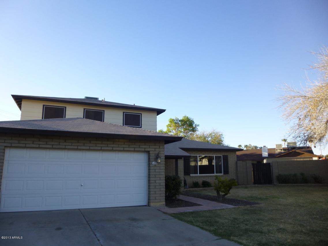 5050 W Mercer Ln., Glendale, AZ 85304