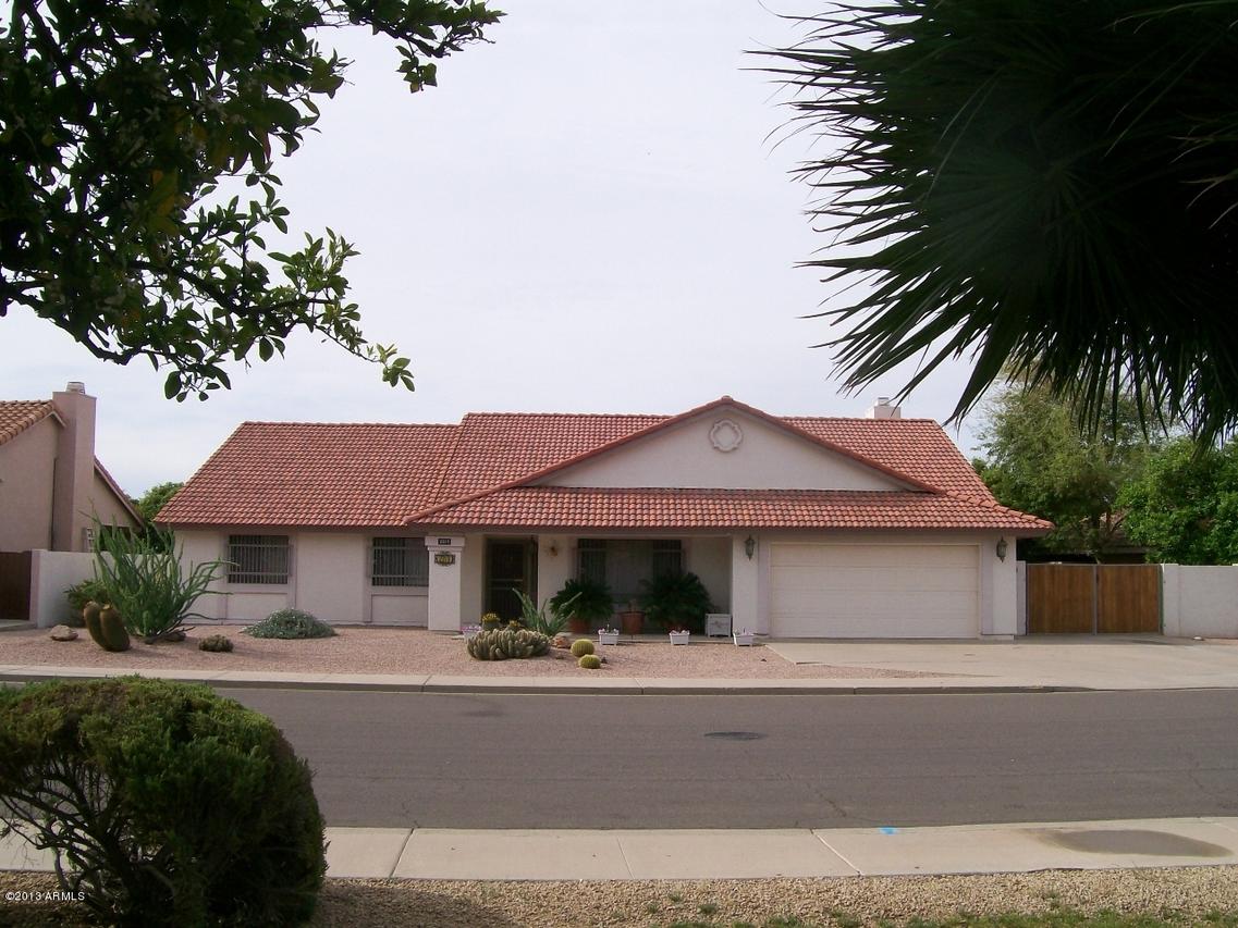 2319 E Laurel St., Mesa, AZ 85213