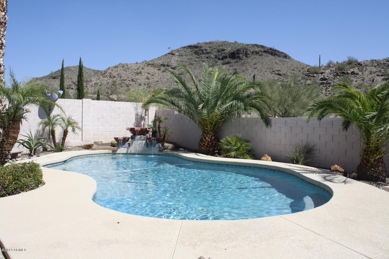 1361 E Desert Broom Way, Phoenix, AZ 85048